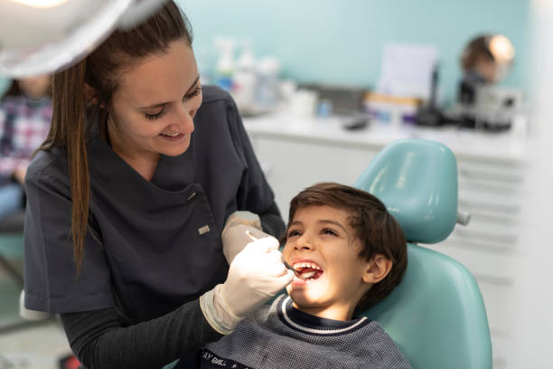 Best Emergency Dentist for Knocked-Out Tooth in Wauregan, CT